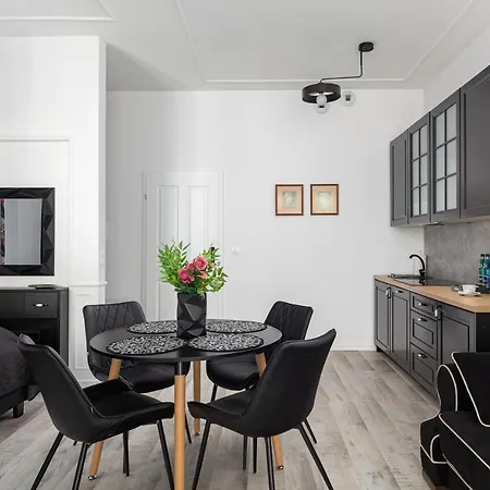 Apartmán Rent Like - Targowa 21 *